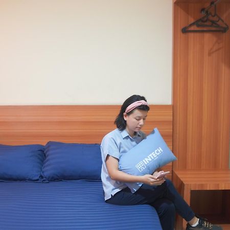 Intech Hostel Bandung Eksteriør bilde