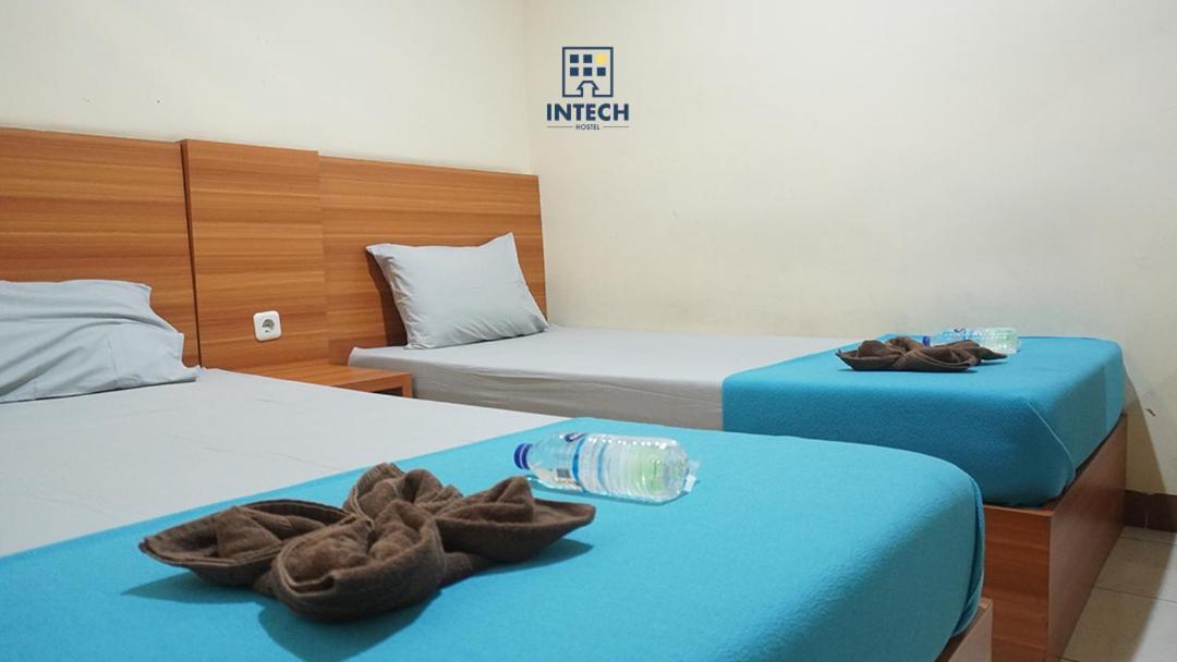 Intech Hostel Bandung Eksteriør bilde